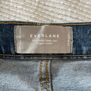 Everlane original cheeky Jeans size 28 regular length